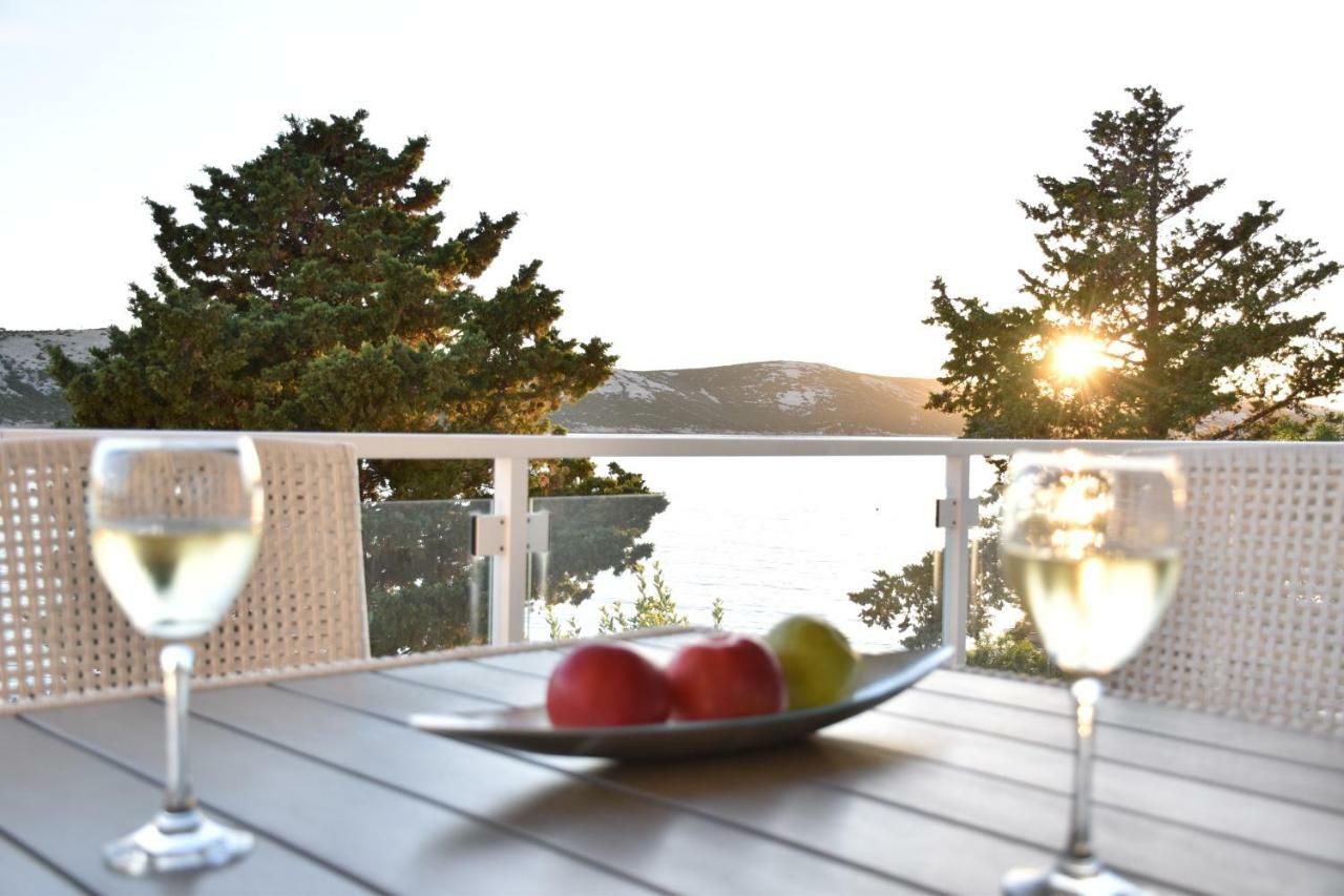 Beachfront Apartments - Villa Vita Stara Novalja Εξωτερικό φωτογραφία