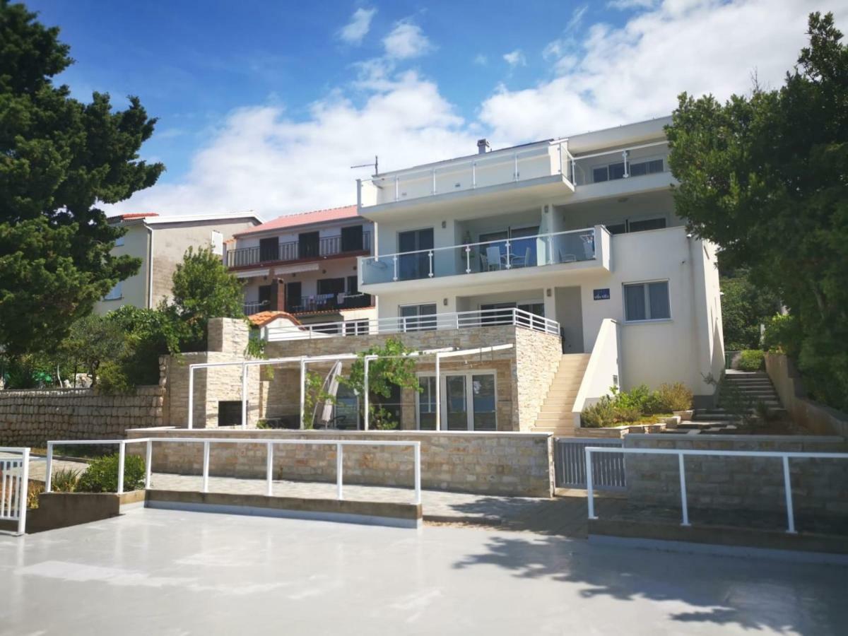 Beachfront Apartments - Villa Vita Stara Novalja Εξωτερικό φωτογραφία